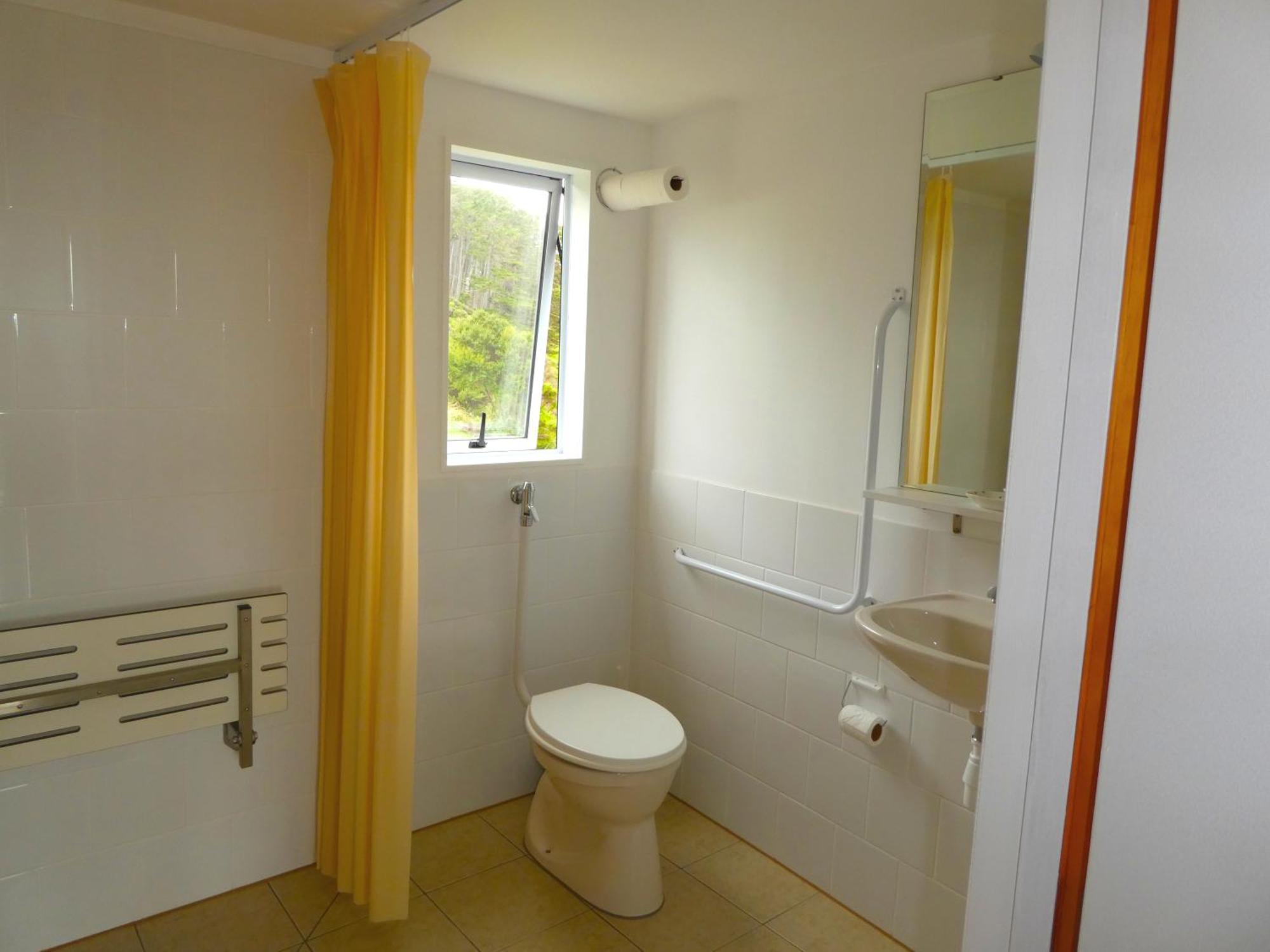 The Healthy Guesthouse Omapere Esterno foto